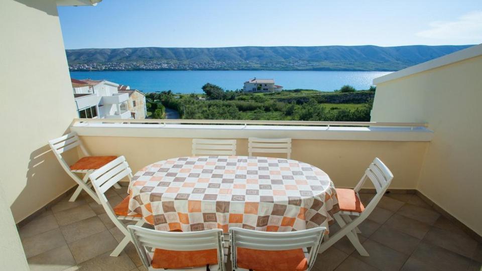Apartments Basaca Паг Екстериор снимка
