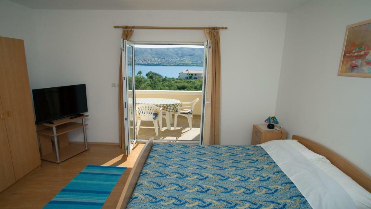 Apartments Basaca Паг Екстериор снимка